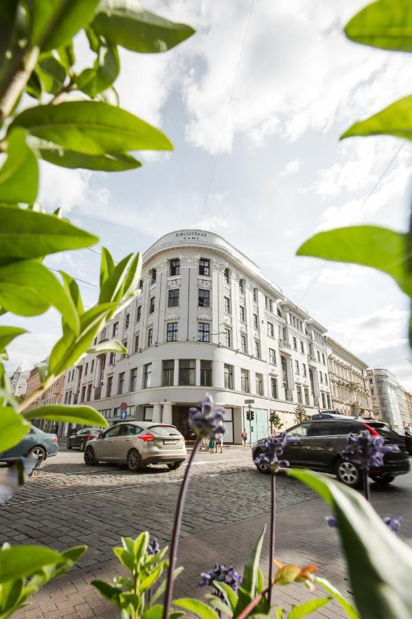 Luxury Studio With A Park View Riga Bagian luar foto