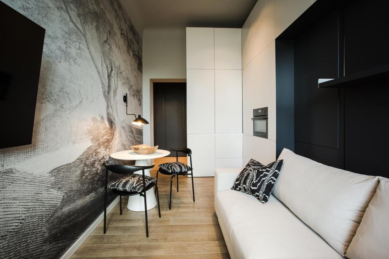 Luxury Studio With A Park View Riga Bagian luar foto